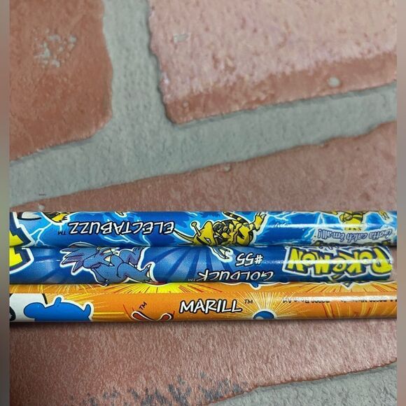 Pokémon Vintage 1999 Rose Art Pencil And Eraser Lot (3) Marill, Golduck - Picture 4 of 4